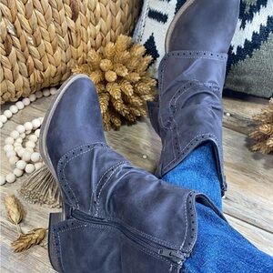 Stylish Gray Ankle Boots for Women